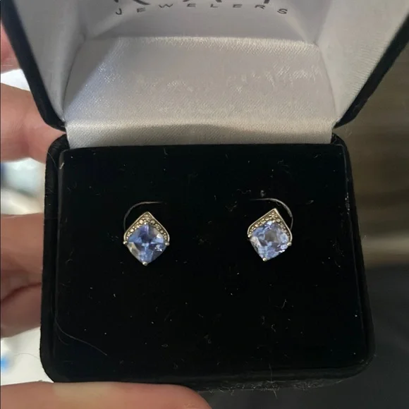 Kay Jewelers Silver Diamond Earrings Timeless Design - Picture 2 of 3